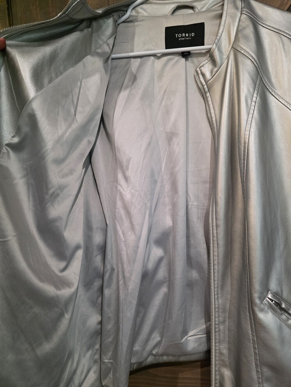 TORRID Metallic Silver Faux Leather Moto Jacket SIZE 3 - Picture 3 of 6